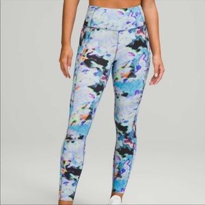 Lululemon SeaWheeze Fast and Free High-Rise Tight 25"
Euphoria Multi